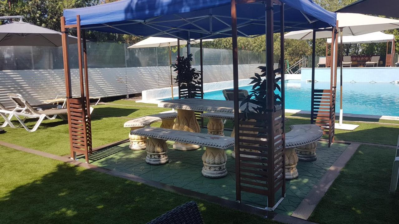 فيلا Cortijo San Jose إشبيلية المظهر الخارجي الصورة