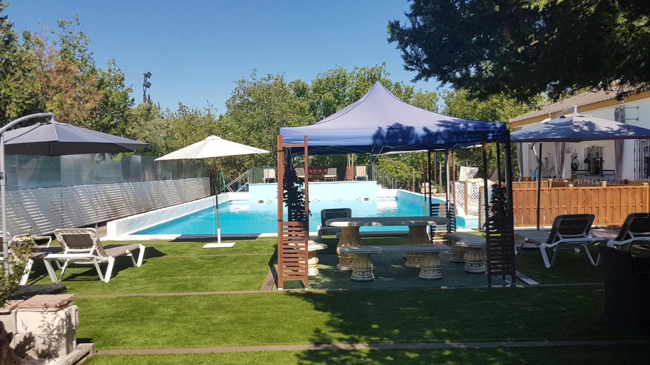 فيلا Cortijo San Jose إشبيلية المظهر الخارجي الصورة